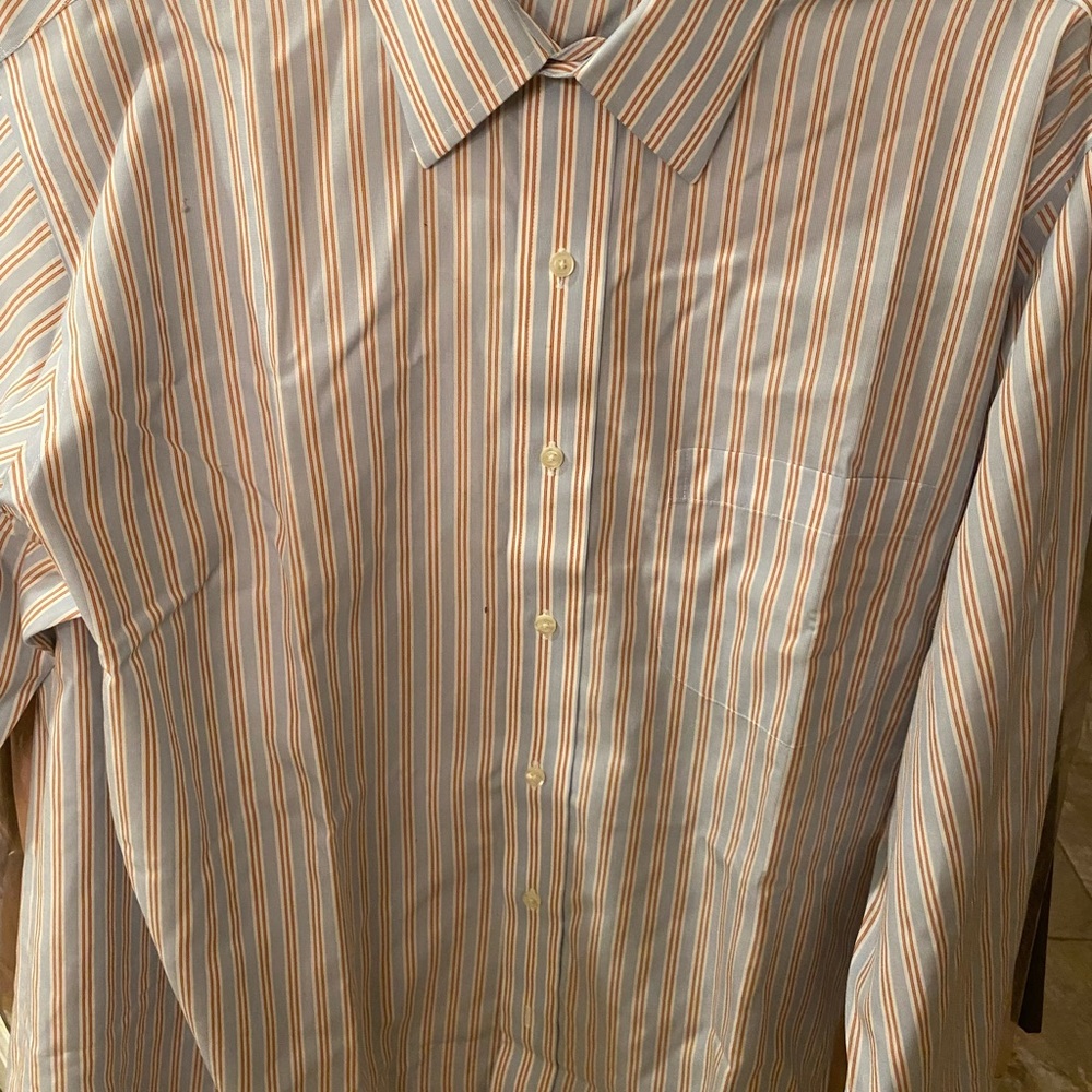 Shirt - Picture 2 of 2